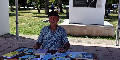 Şair-Yazar Nedim Yaşar Gürsoy İzmir Kitap Fuarı’nda kitaplarını imzaladı